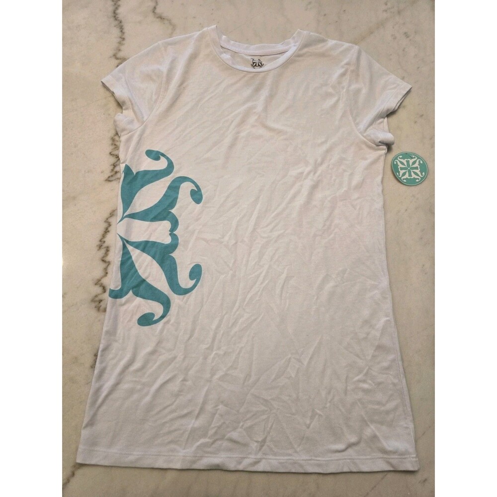 Rustic Cuff Womens T Shirt NWT Size Medium
